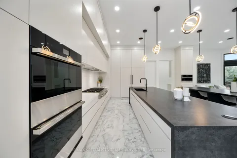 18785 The Gore Rd, Caledon, ON L7E 0X9