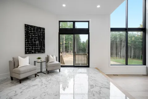 18785 The Gore Rd, Caledon, ON L7E 0X9