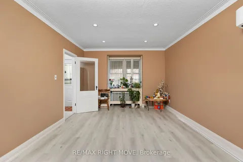 349 Kipling Ave, Toronto, ON M8V 3K6