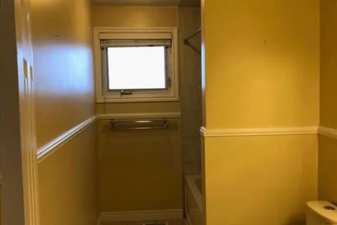 2 Delbasso Crt, Toronto, ON M9R 1W6