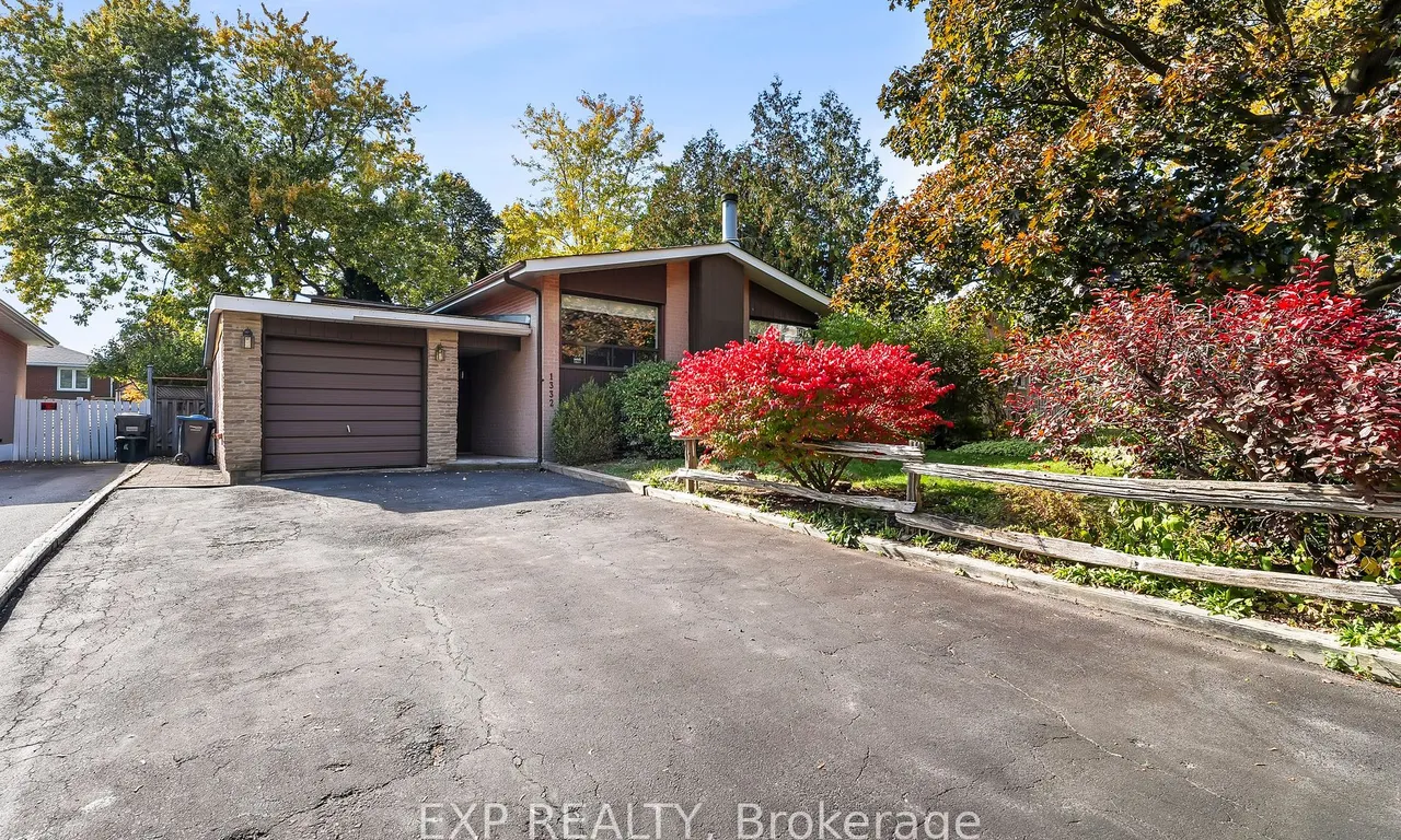 1332 Canvey Cres, Mississauga, ON L5J 1S1