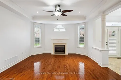 2379 ROCK POINT Dr, Oakville, ON L6H 7V3