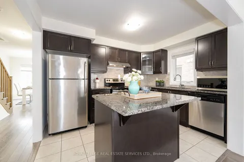 413 Switchgrass St, Oakville, ON L6M 0Z2