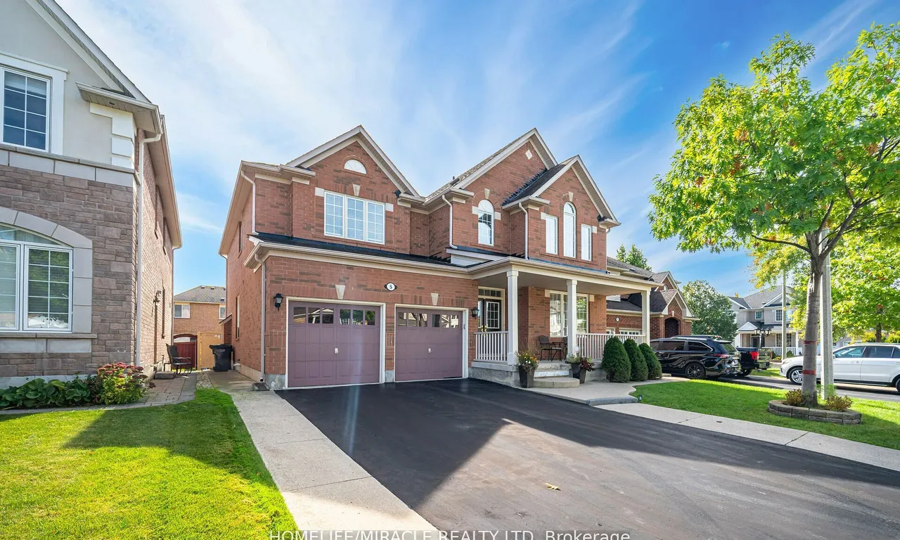 5 Valleywest Rd, Brampton, ON L6P 2J9