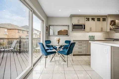 188 Fandango Dr, Brampton, ON L6X 0L3