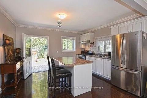 12 Ontario Street, Mississauga, ON L5M 1S8