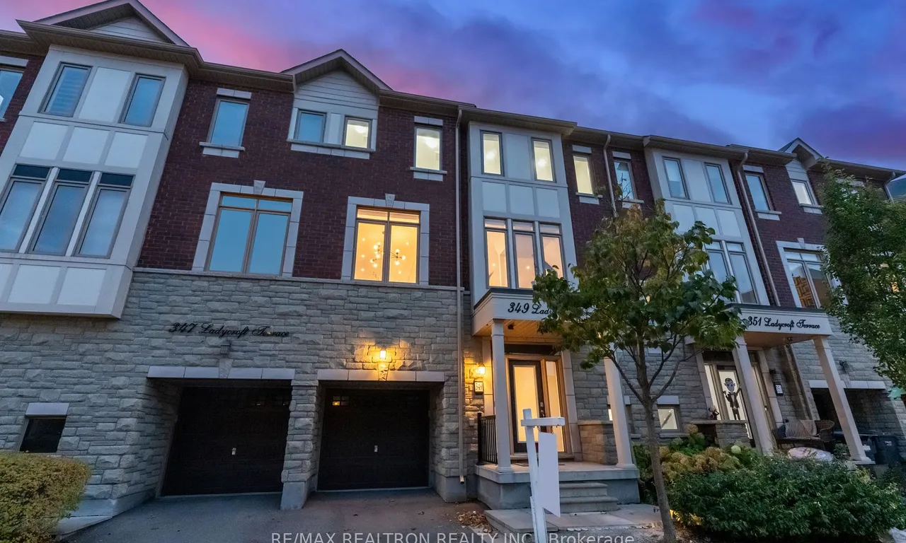 349 Ladycroft Terr, Mississauga, ON L5A 0A7
