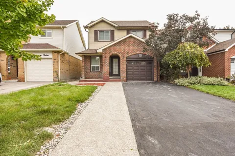 66 Swennen Dr, Brampton, ON L6V 4E1