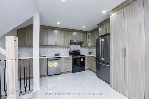 66 Swennen Dr, Brampton, ON L6V 4E1