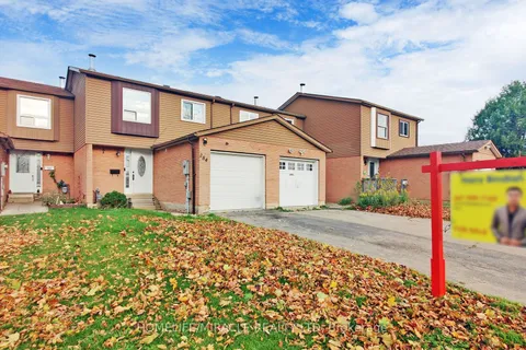 284 Royal Salisbury Way, Brampton, ON L6V 3H4
