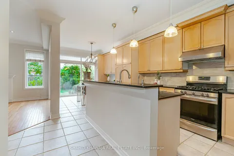 3306 Weatherford Rd, Mississauga, ON L5M 7X6