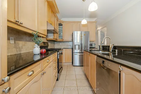 3306 Weatherford Rd, Mississauga, ON L5M 7X6