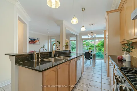 3306 Weatherford Rd, Mississauga, ON L5M 7X6