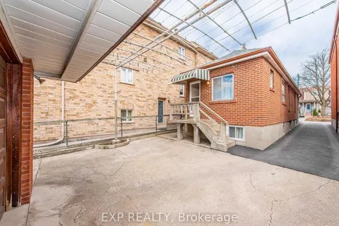 56 Branstone Rd, Toronto, ON M6E 4E4