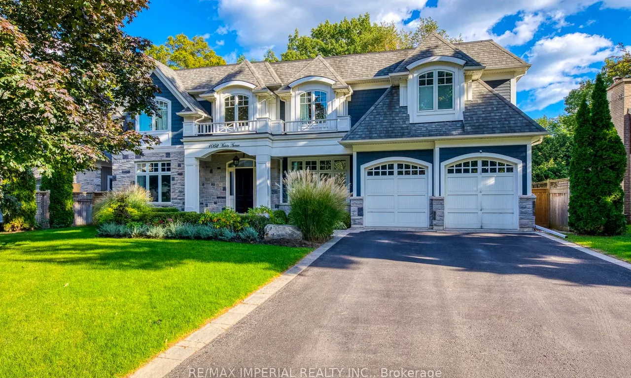 1052 Melvin Ave, Oakville, ON L6J 2V9