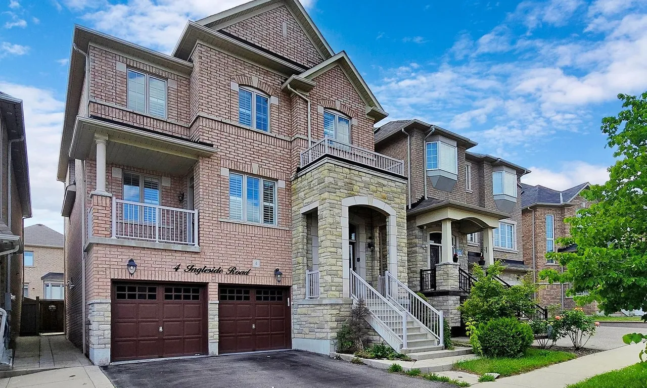 4 Ingleside Rd, Brampton, ON L6Y 0Z2