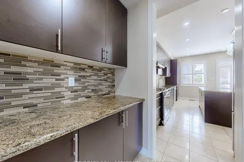 4 Ingleside Rd, Brampton, ON L6Y 0Z2