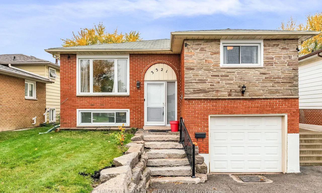 3321 Monica Dr, Mississauga, ON L4T 3E6