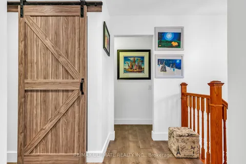 3321 Monica Dr, Mississauga, ON L4T 3E6