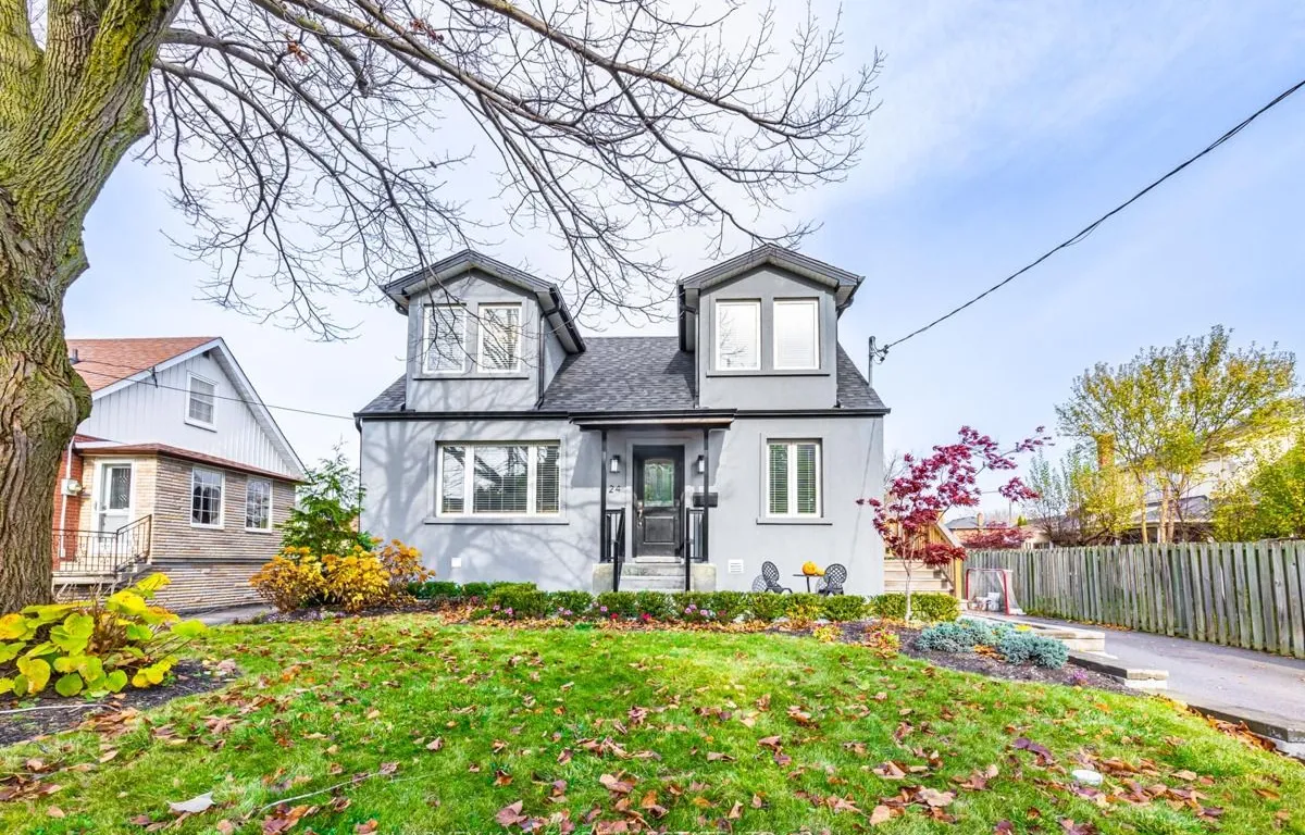 24 Westdale Dr, Toronto, ON M3K 1A5