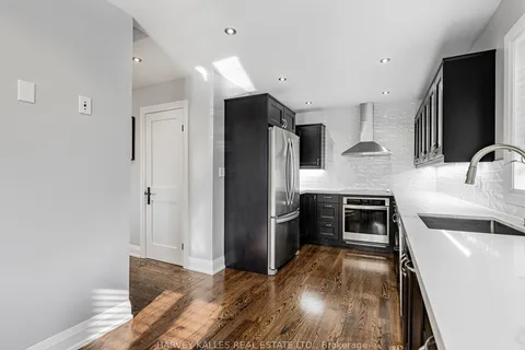 24 Westdale Dr, Toronto, ON M3K 1A5