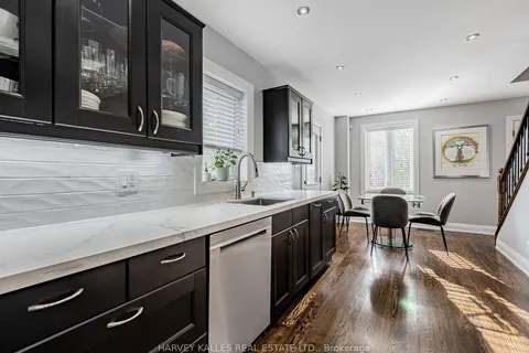 24 Westdale Dr, Toronto, ON M3K 1A5