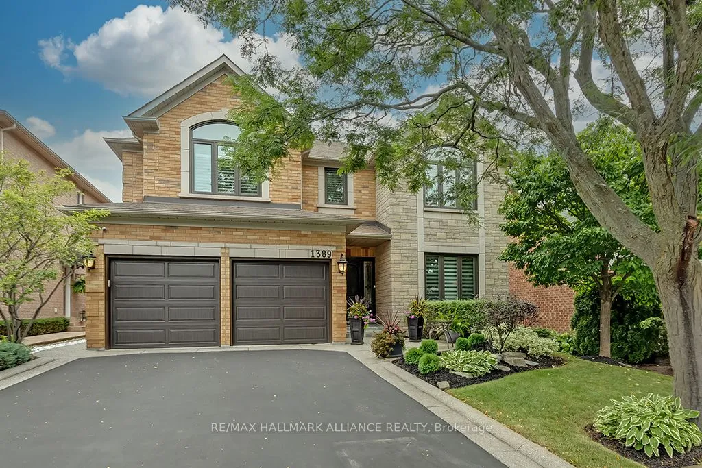 1389 Creekwood Tr, Oakville, ON L6H 6C7