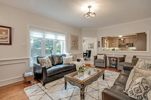 1389 Creekwood Tr, Oakville, ON L6H 6C7