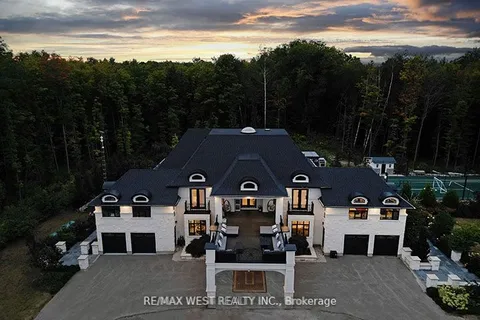 2081 20th Side Rd, Milton, ON L0P 1J0