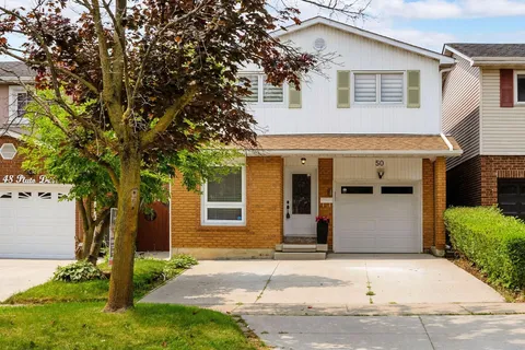 50 Pluto Dr, Brampton, ON L6V 3W5