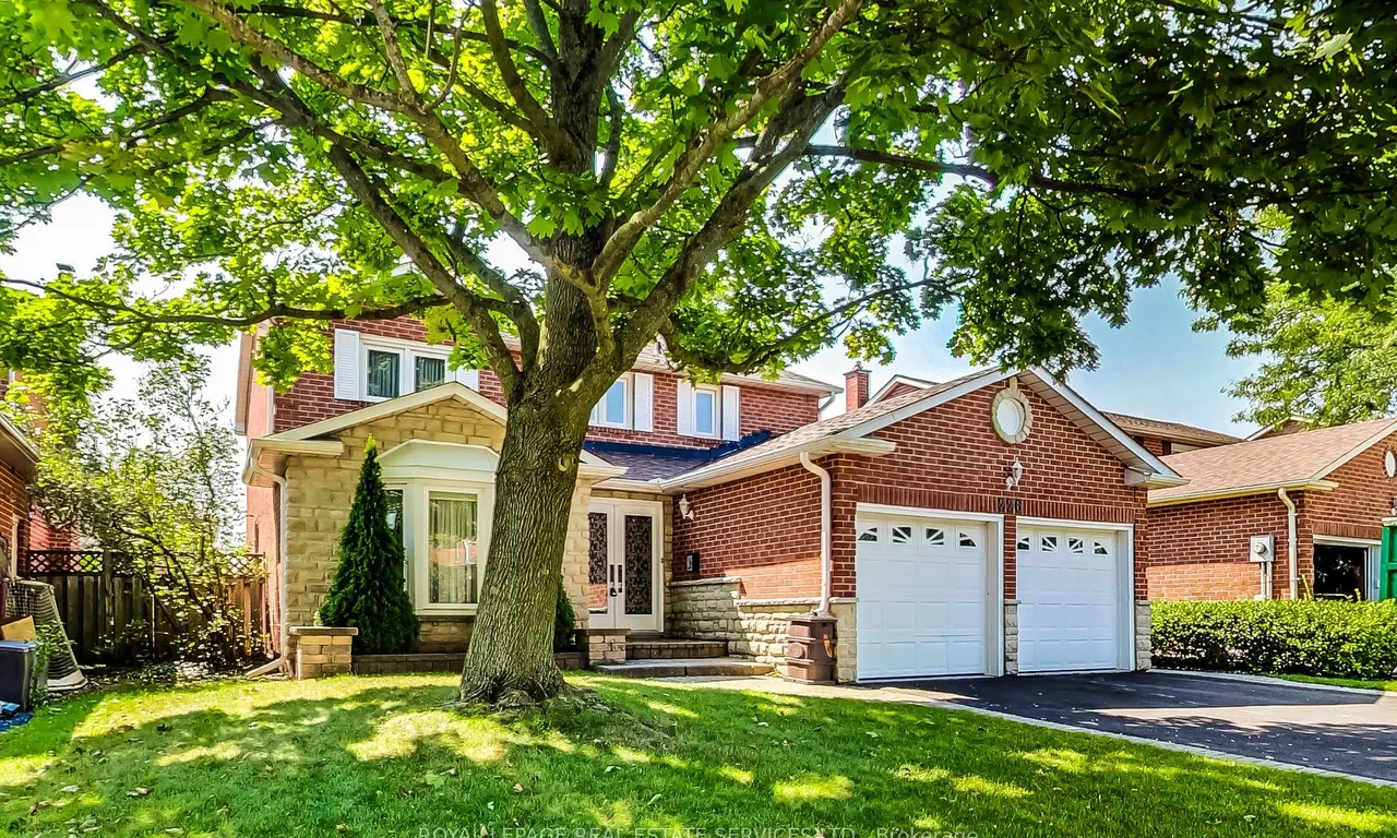 226 Poole Dr, Oakville, ON L6H 3W4