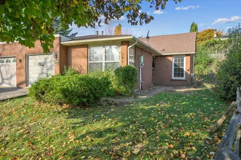 1215 Garthdale Crt, Oakville, ON L6H 2M1