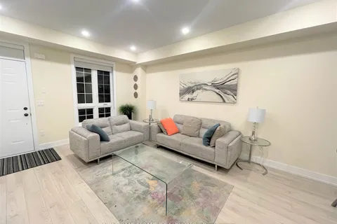 3 Elsie Lane, Toronto, ON M6P 0B8