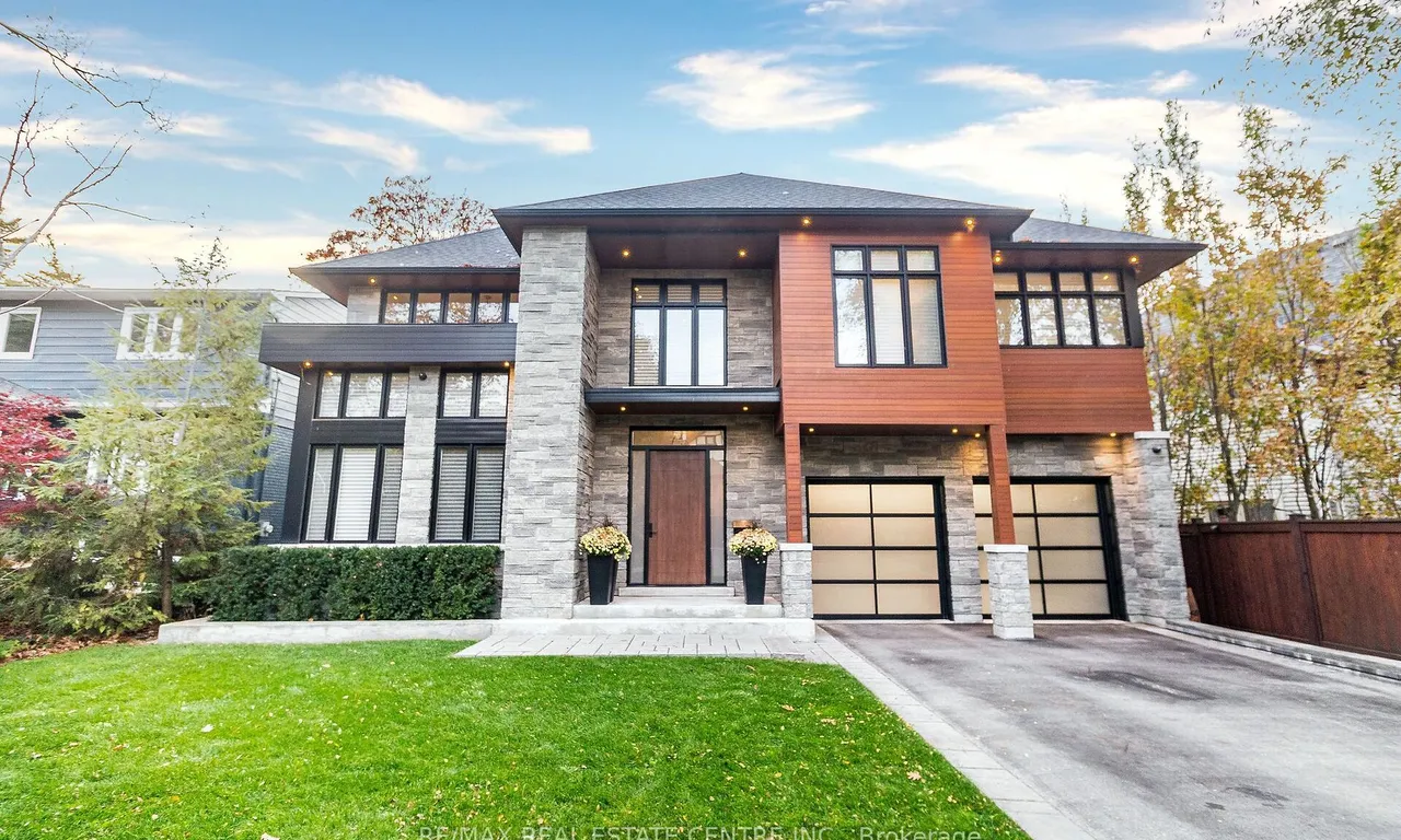 76 Ben Machree Dr, Mississauga, ON L5H 2S3