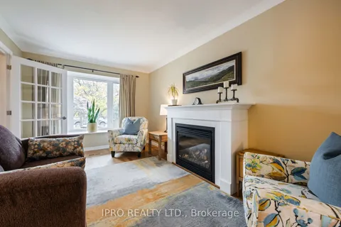 323 Bailey Dr, Orangeville, ON L9W 4M3