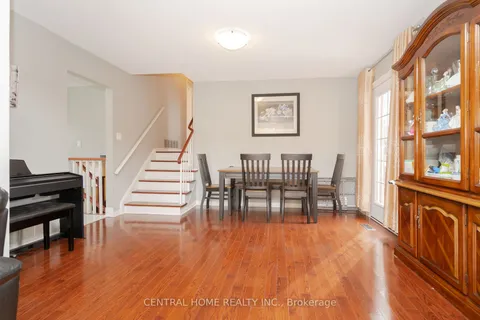 2690 Constable Rd, Mississauga, ON L5J 1W4