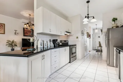 23A Fourteenth St, Toronto, ON M8V 3H8