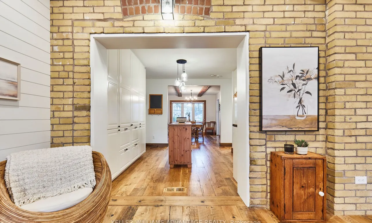 46 Thirty-Sixth St, Toronto, ON M8W 3K9