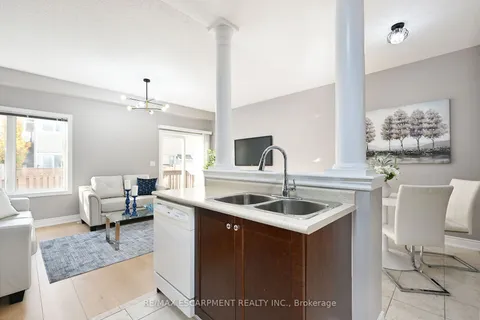 4847 VALERA Rd, Burlington, ON L7M 0H7