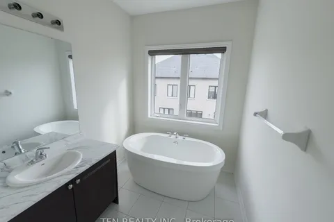 48 Boathouse Rd, Brampton, ON L7A 5B7