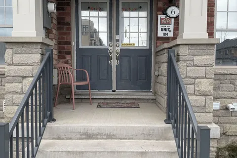 6 Remembrance Rd, Brampton, ON L7A 0A7