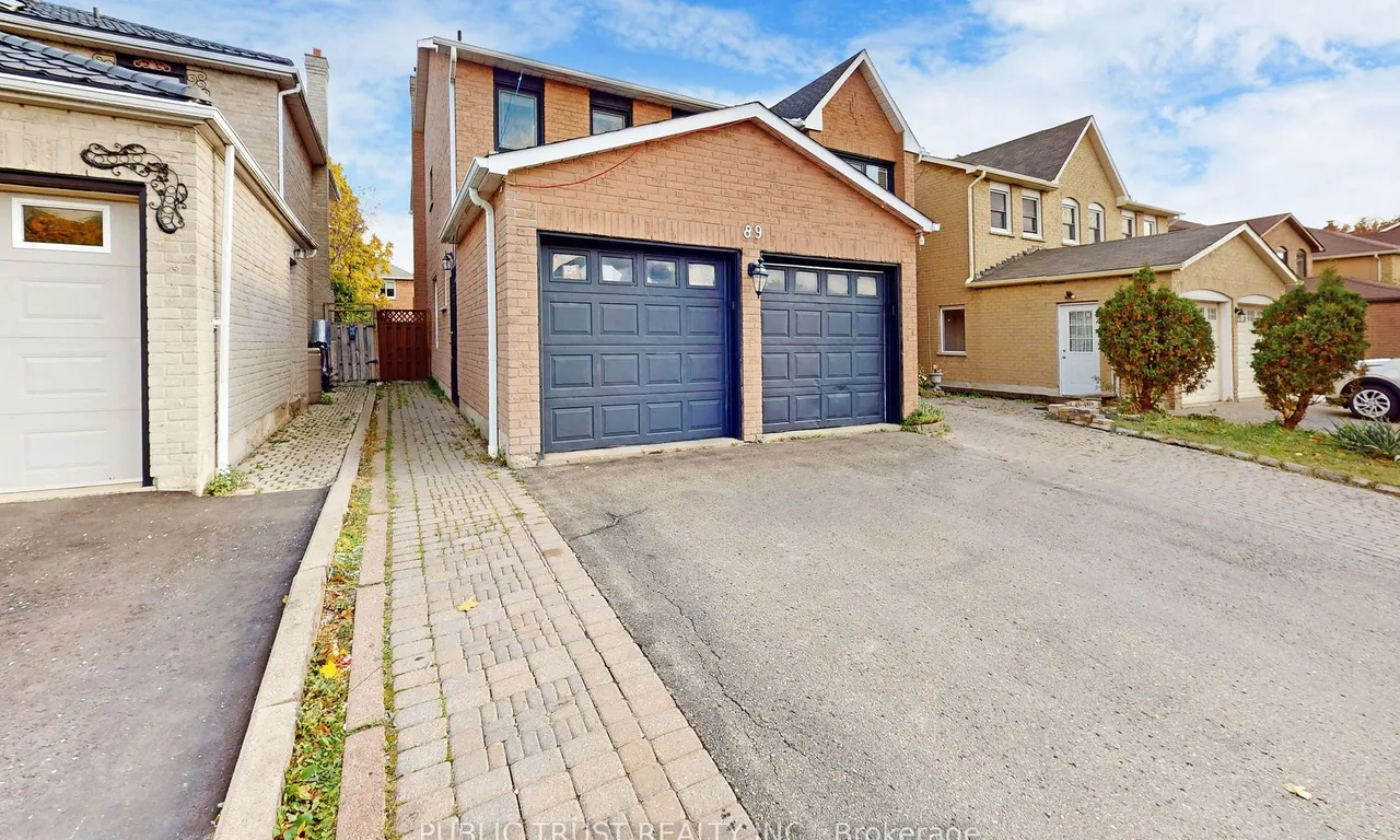 89 Newport St, Brampton, ON L6S 4N1