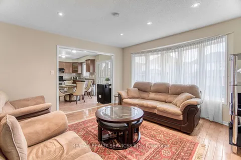 149 Brisdale Dr, Brampton, ON L7A 2Y8