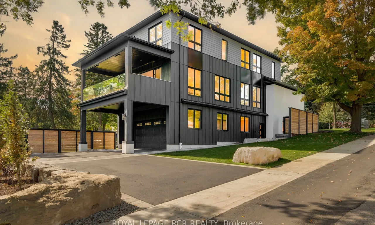 35 Second St, Orangeville, ON L9W 2B8