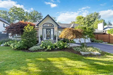 1195 Crestdale Rd, Mississauga, ON L5H 1X6
