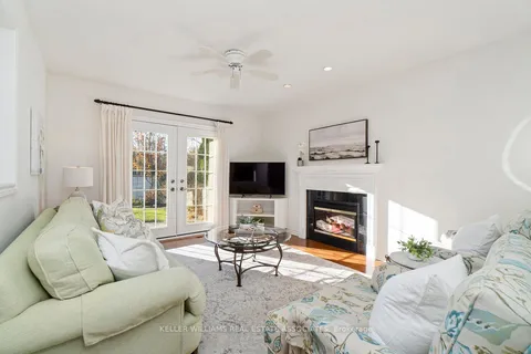 81 Ontario St, Halton Hills, ON L7G 3K9