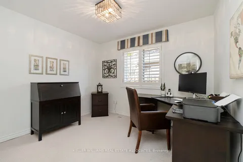 81 Ontario St, Halton Hills, ON L7G 3K9