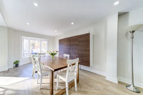 14 Solway Ave, Brampton, ON L6Z 4E3