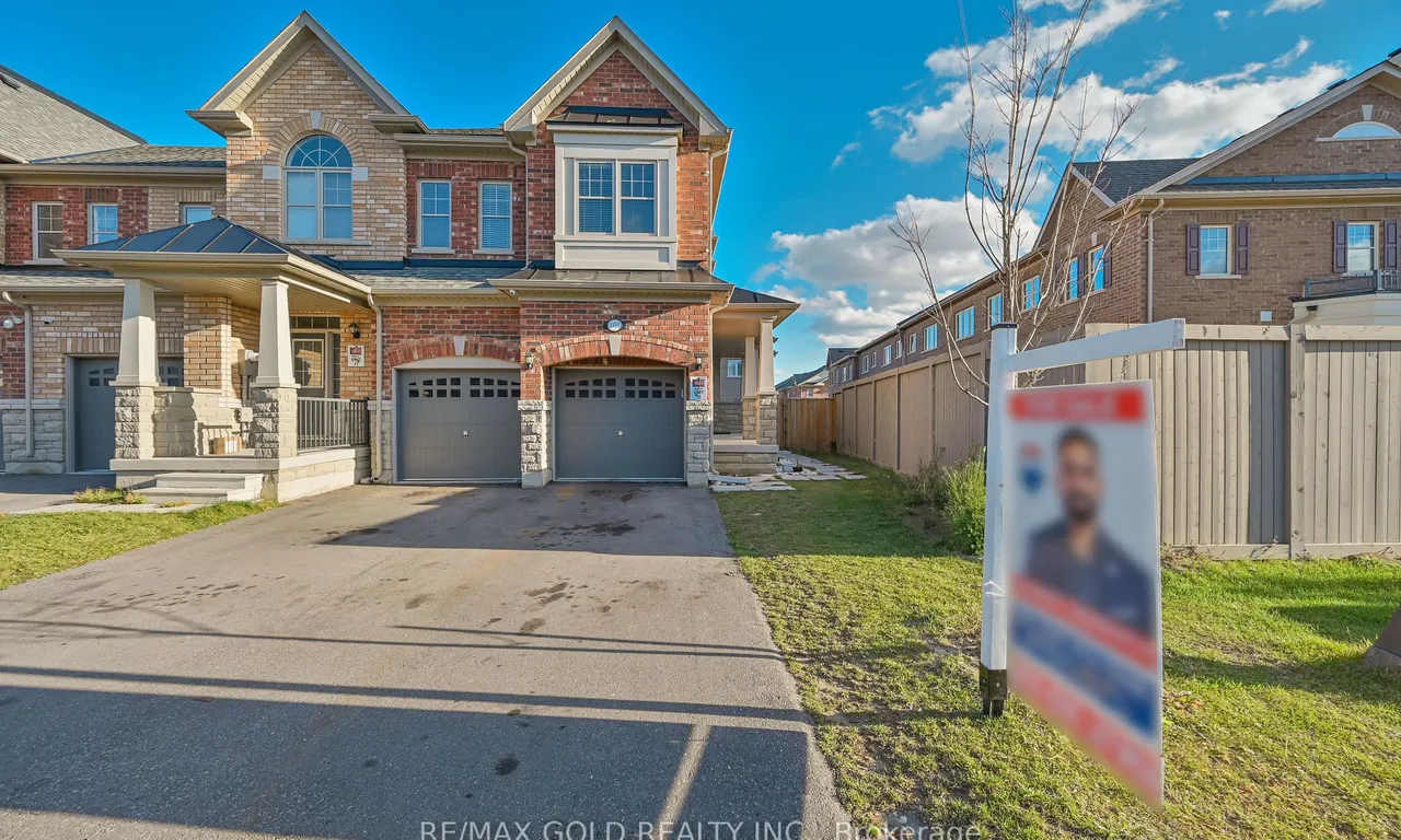 101 Finegan Circ, Brampton, ON L7A 4Z9