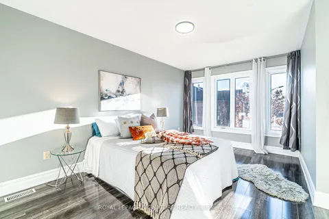 67 Goldenlight Circ, Brampton, ON L6X 4N6